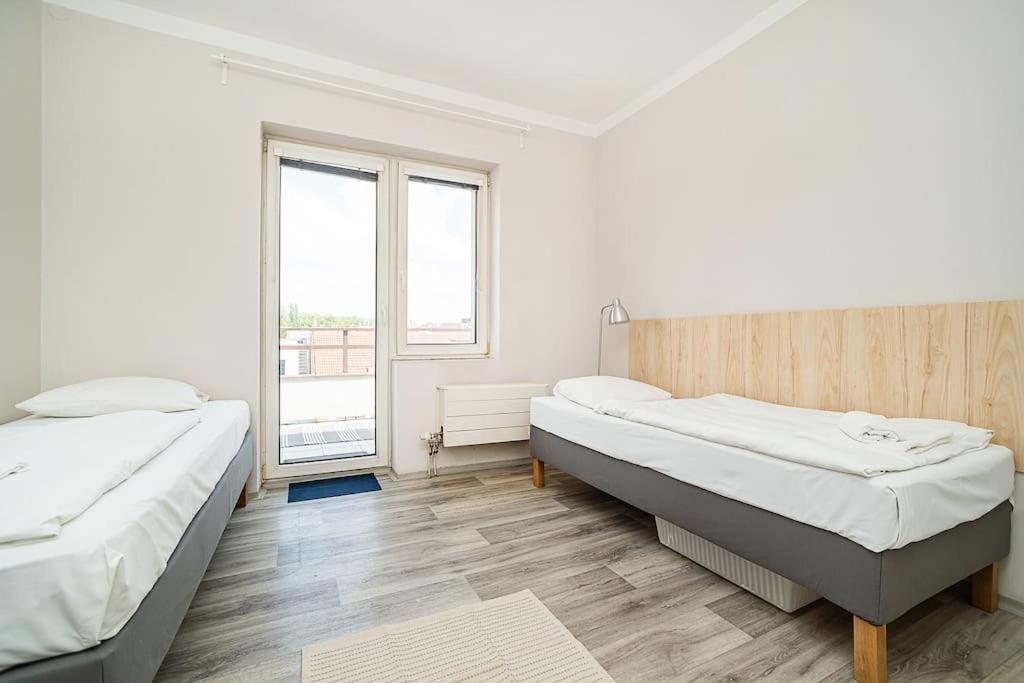 Apartment 3 Bedroom Flat With Amazing Terrace *